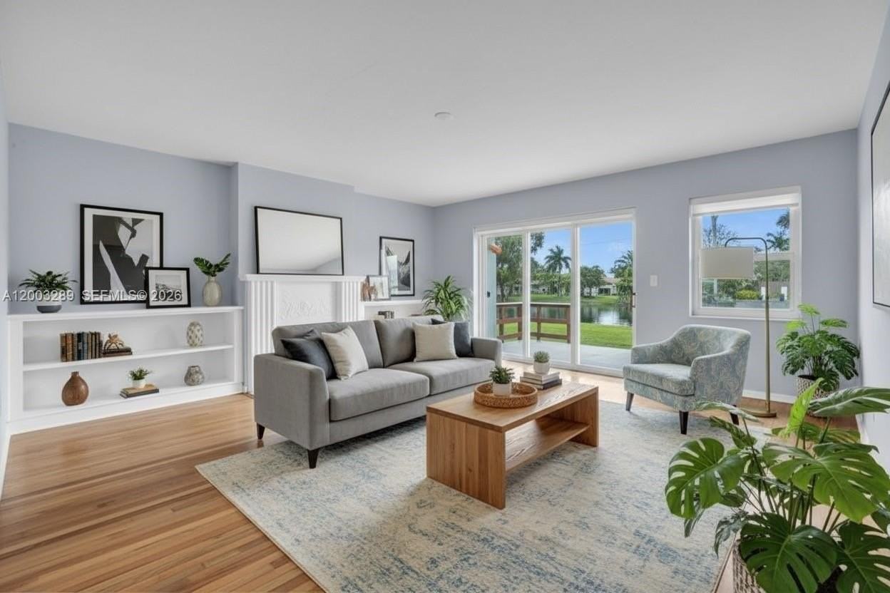 392 Payne Dr - Photo 2 of 25