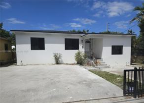 1040 Nw 28th Ave - Photo 1 of 1