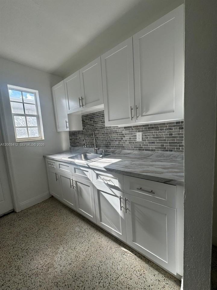 735 83rd St #2 - Photo 2 of 5