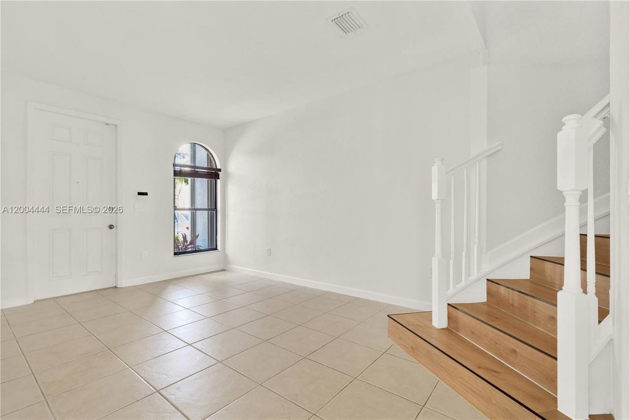 10346 Nw 30th Ter #10346 - Photo 6 of 41