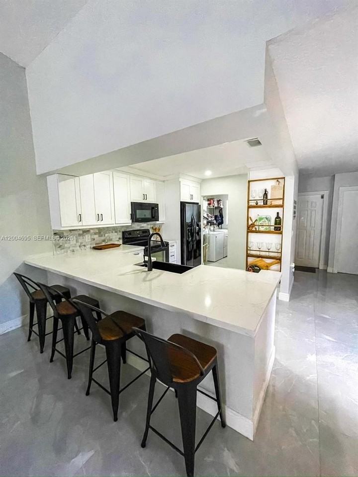 13360 Sw 89th Ter #G - Photo 2 of 21