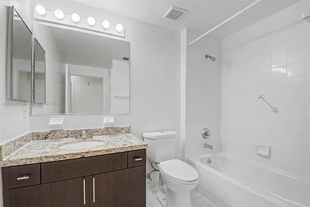 7000 Sw 80th St #201 - Photo 4 of 8