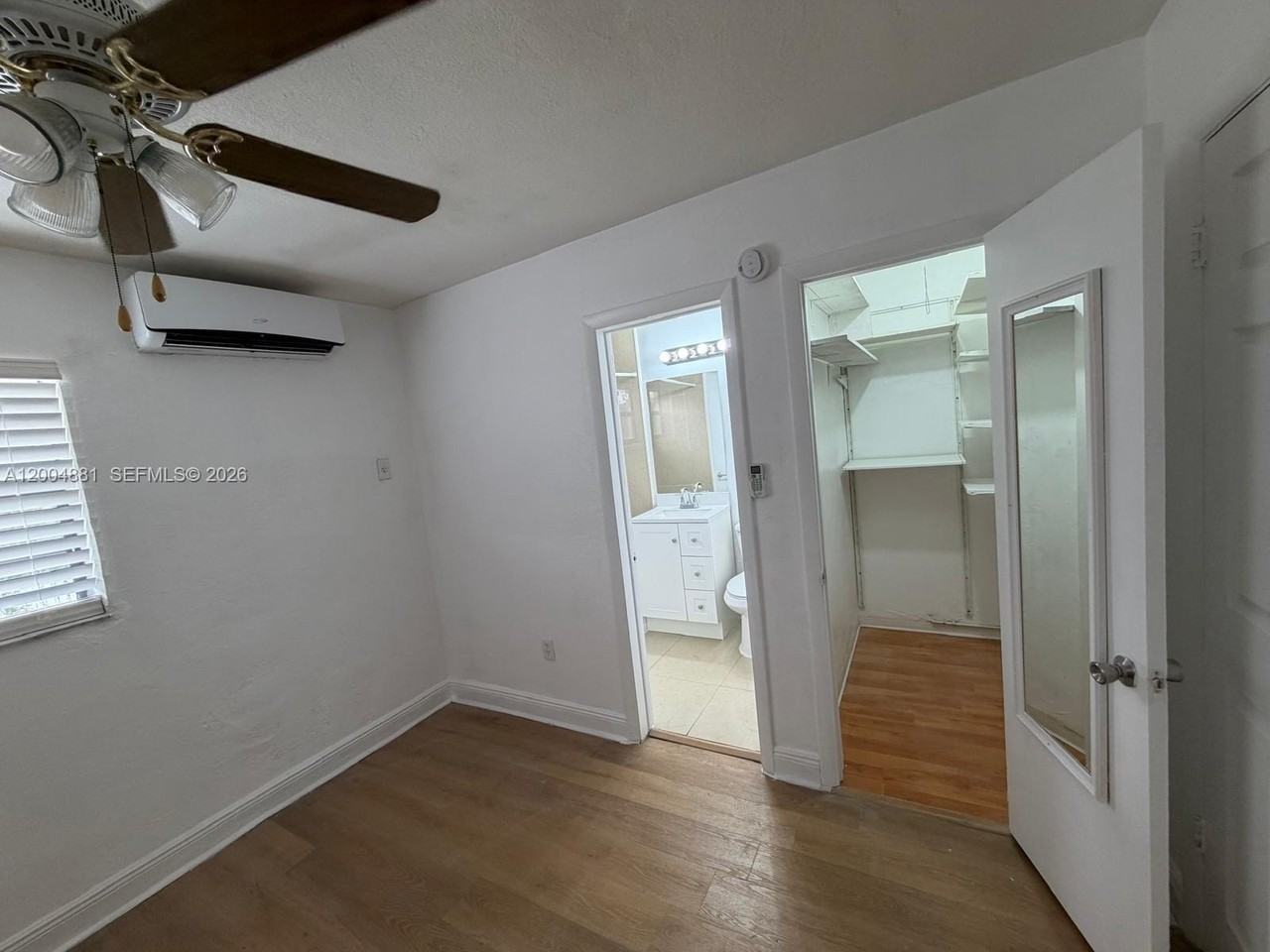 4444SW Sw 67th Ave #25 - Photo 6 of 13