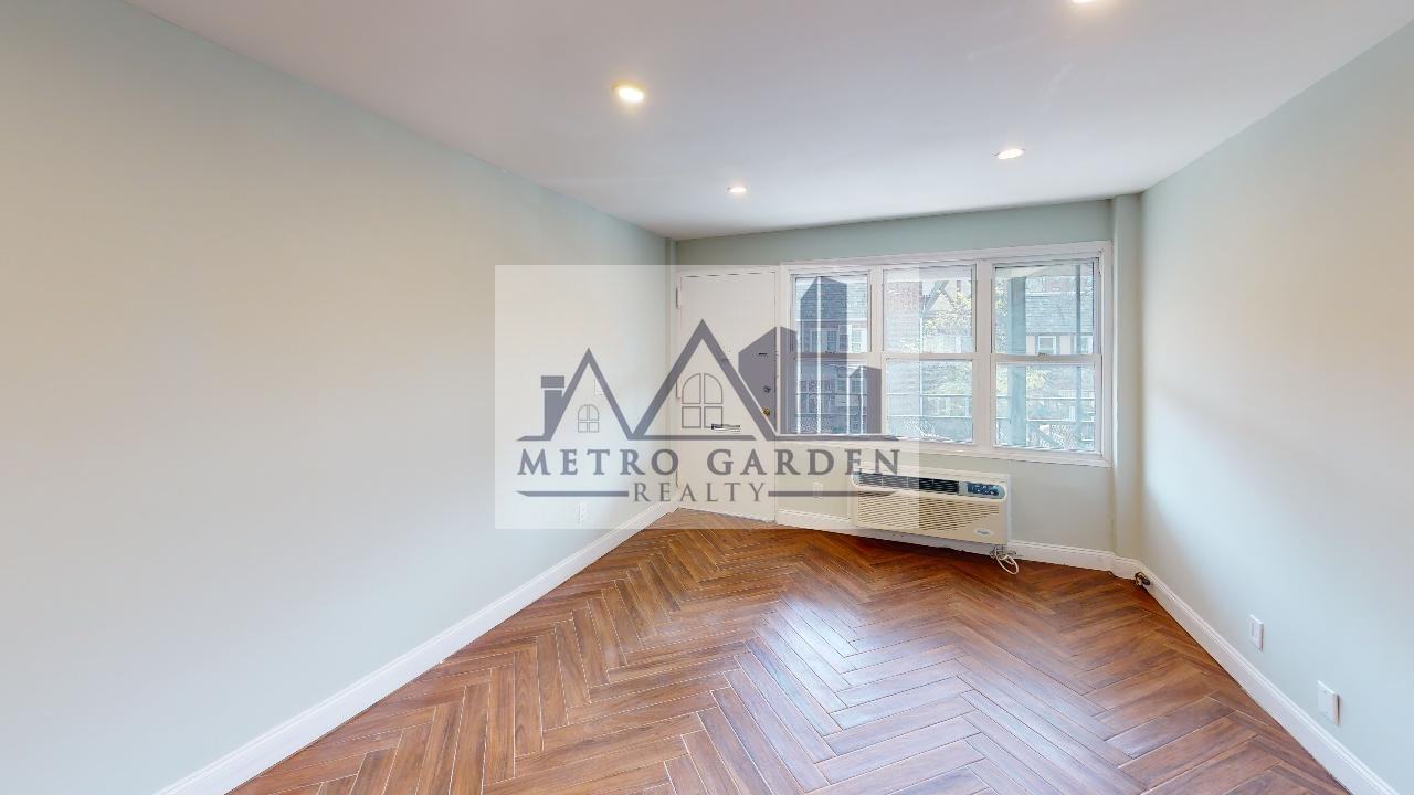 66-55 Booth Street #6 - Photo 4 of 17