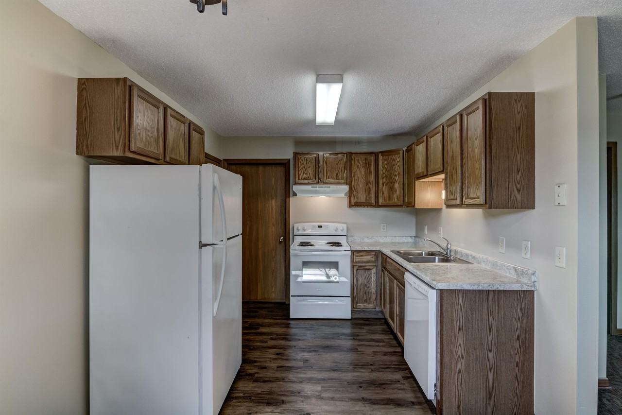 2216 E 11th Ave #2 - Photo 6 of 20