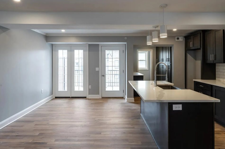 4462 Broadway Boulevard - Photo 7 of 22