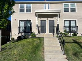 featured image of 4462 Broadway Boulevard