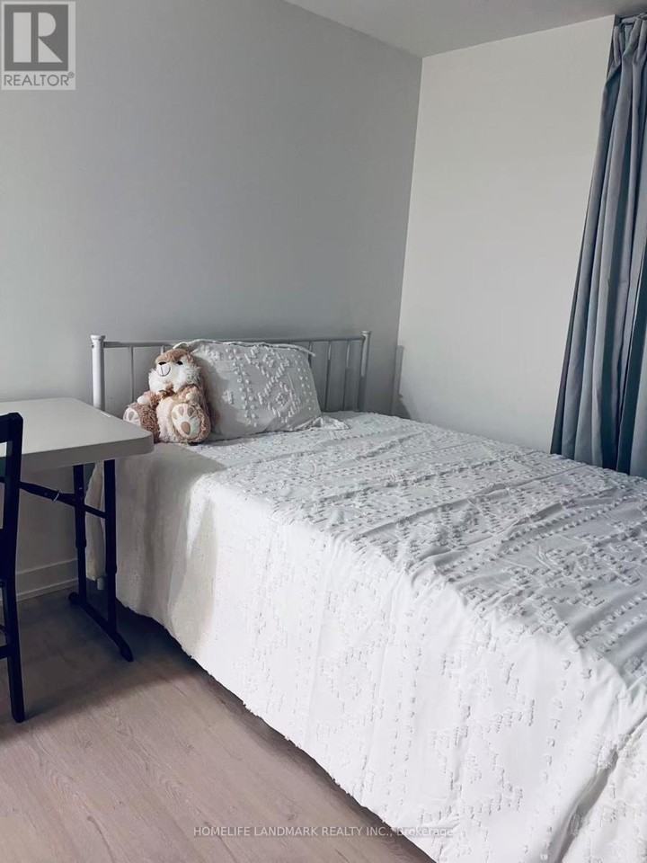 65 Mutual Street #704 - Photo 5 of 25