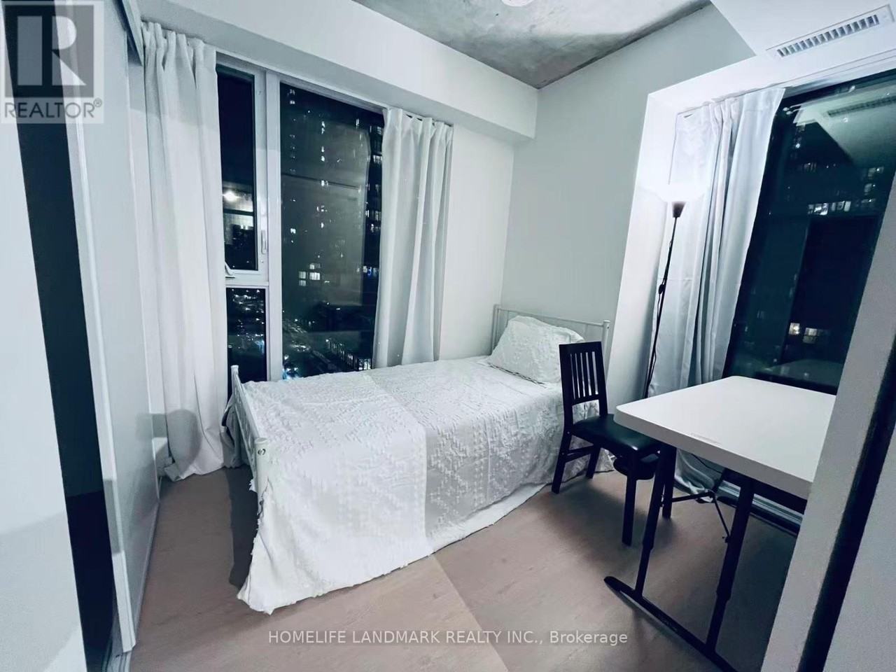 65 Mutual Street #704 - Photo 6 of 25