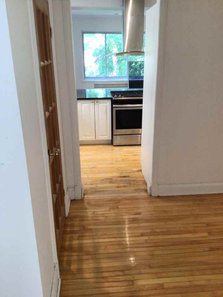 4650 Avenue Bonavista #406 - Photo 6 of 12