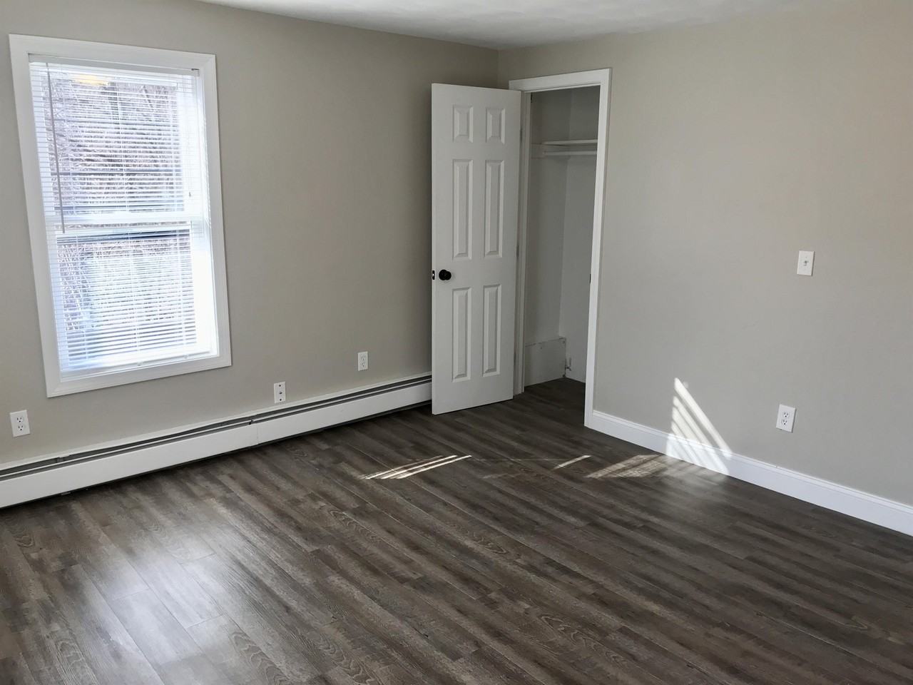 59 West St #61B - Photo 2 of 12