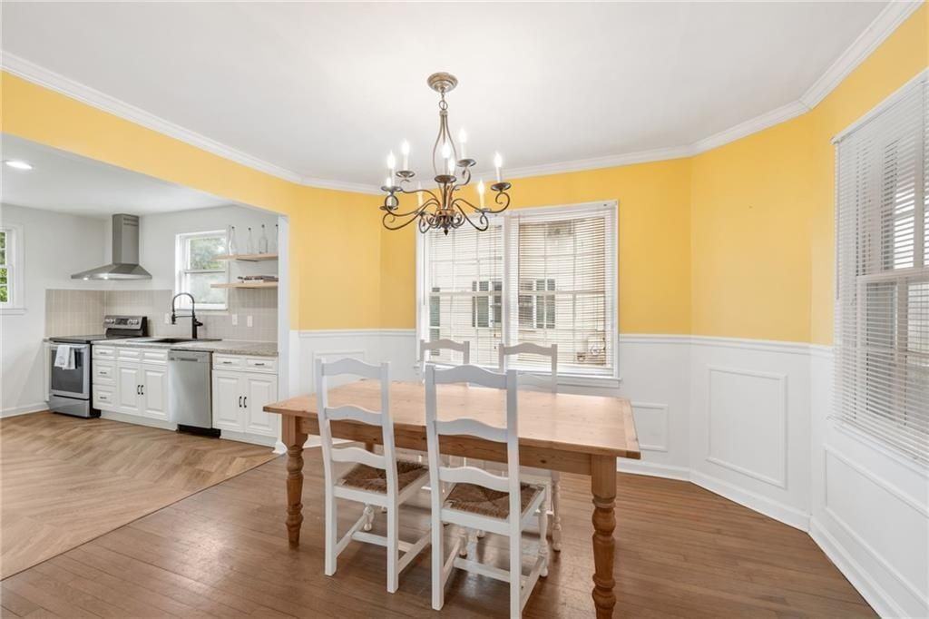 1649 Beecher St Sw - Photo 6 of 34