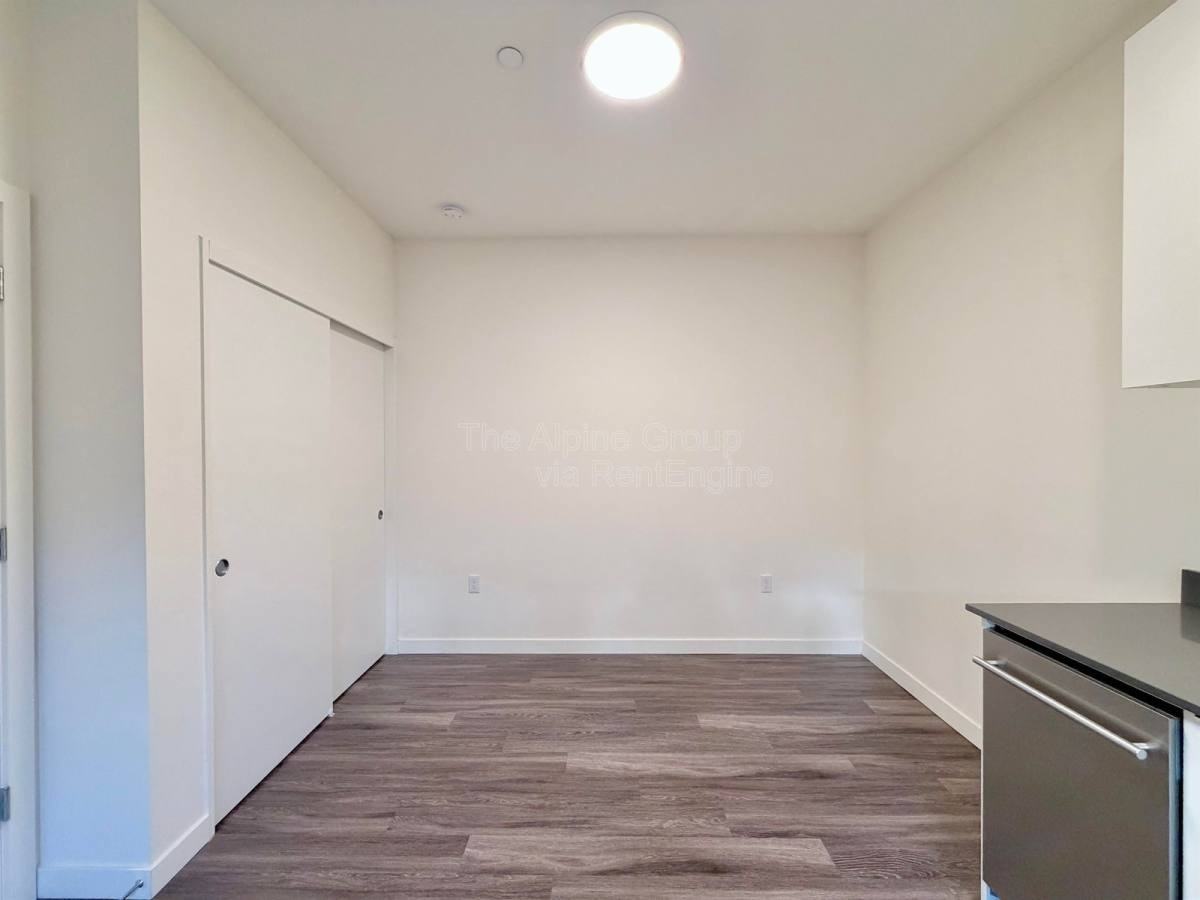 1545 Ne 41st Ave #104 - Photo 6 of 7