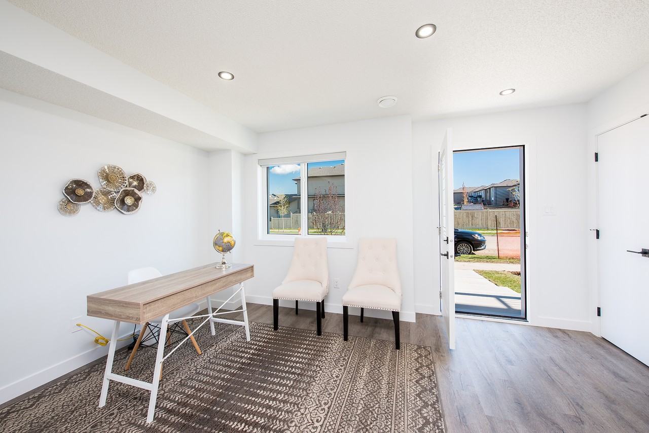 Granville West - Photo 6 of 49