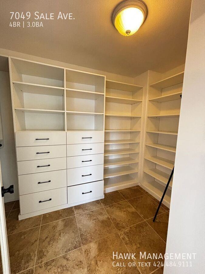 7049 Sale Ave - Photo 6 of 38