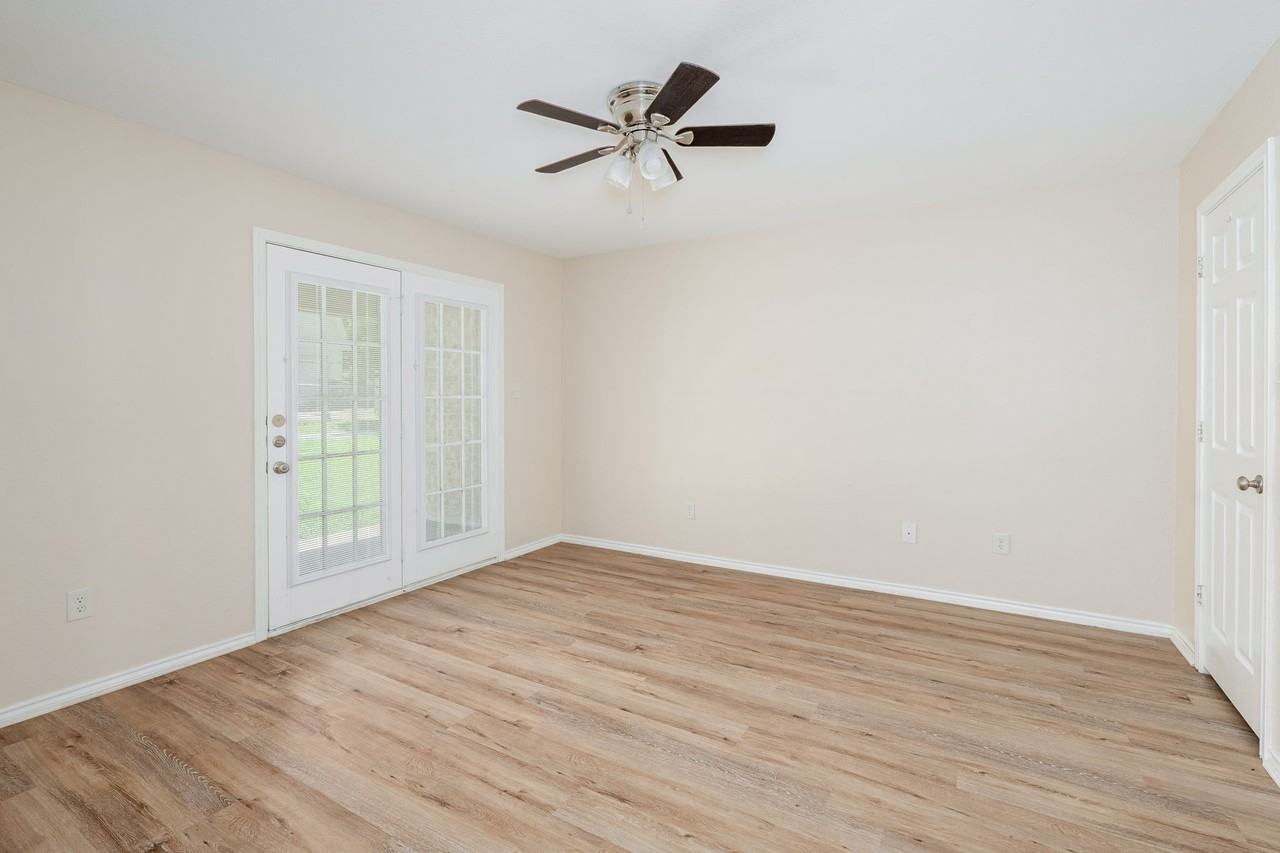 1803 Park Pl #NA - Photo 2 of 16