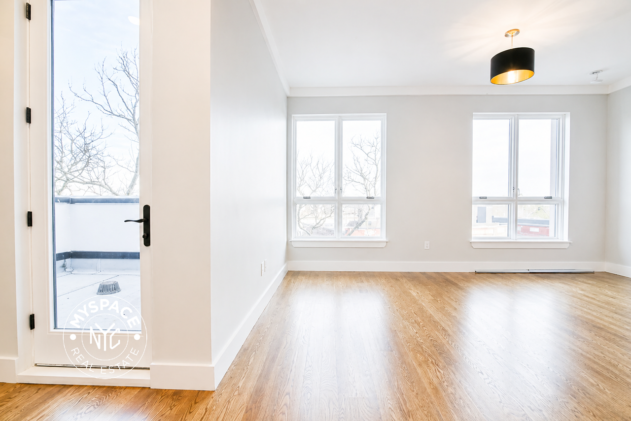 680 E 21st St #6A - Photo 4 of 9