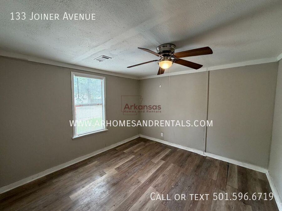 133 Joiner Ave - Photo 3 of 10