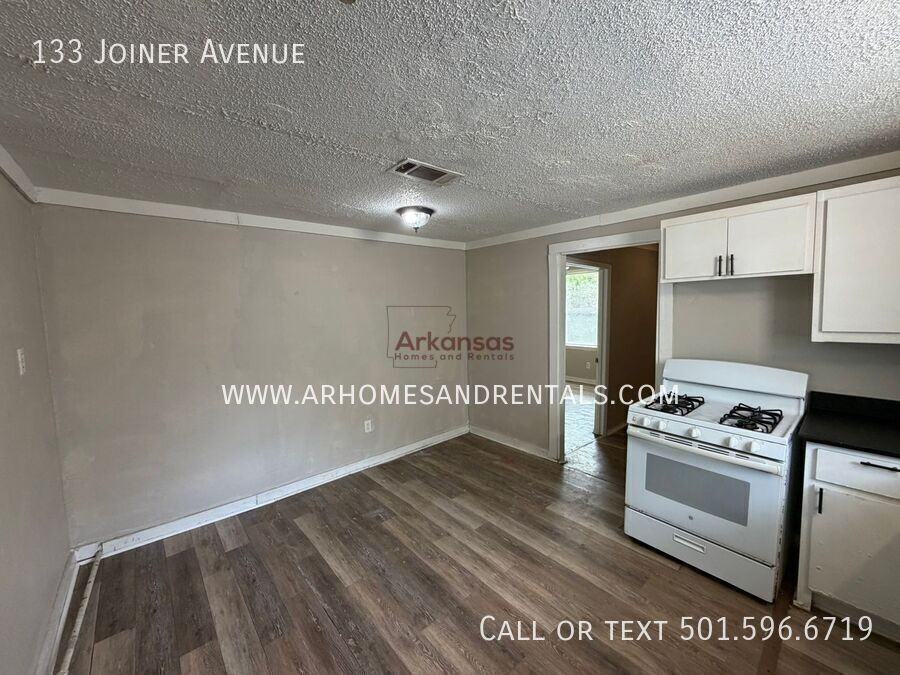 133 Joiner Ave - Photo 4 of 10