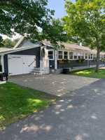 featured image of 8 Pine Tree Ave