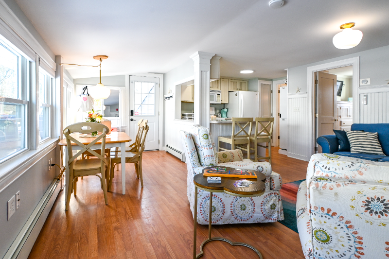 8 Pine Tree Ave - Photo 6 of 19