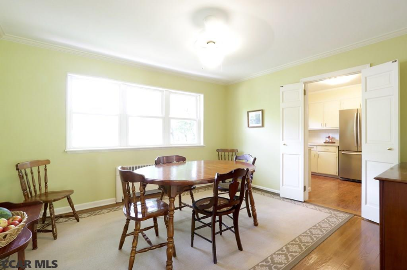 635 W Nittany Ave - Photo 7 of 16