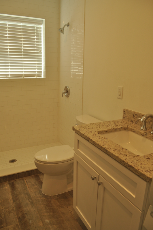 520 Holt Ave - Photo 3 of 6