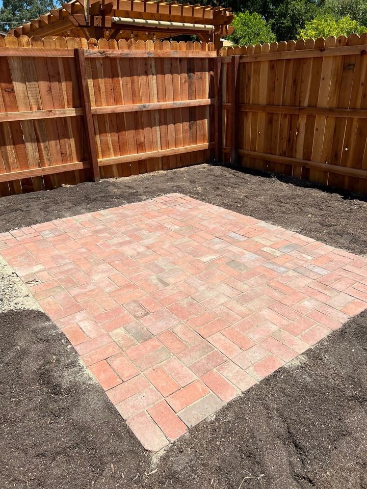 911 E Aliso St #B - Photo 4 of 10