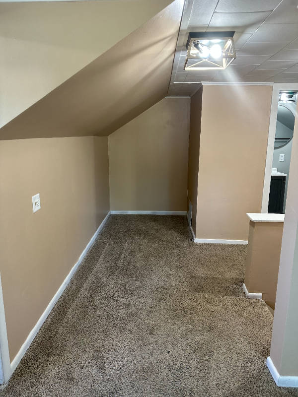 417 W Center St #C - Photo 4 of 10