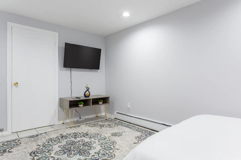 60 Beverly Rd #B - Photo 5 of 21