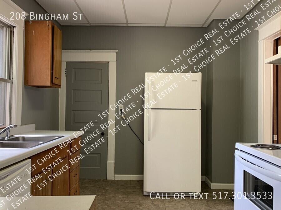 208 S Bingham St - Photo 6 of 19