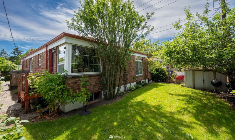 5004 8th Ave Nw - Photo 2 of 12