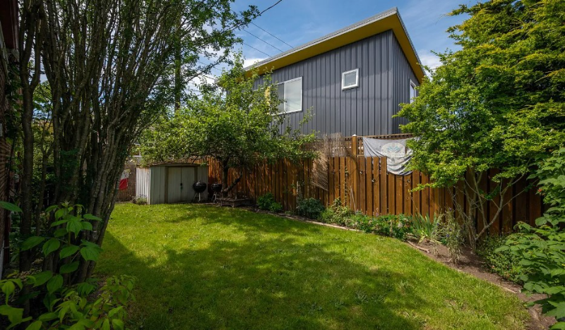 5004 8th Ave Nw - Photo 5 of 12