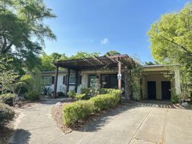 133 California Dr Ne - Photo 1 of 1