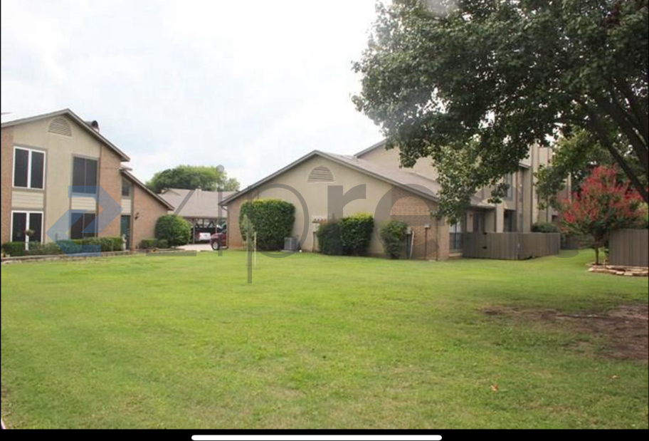 334 W Harwood Rd #A - Photo 6 of 28