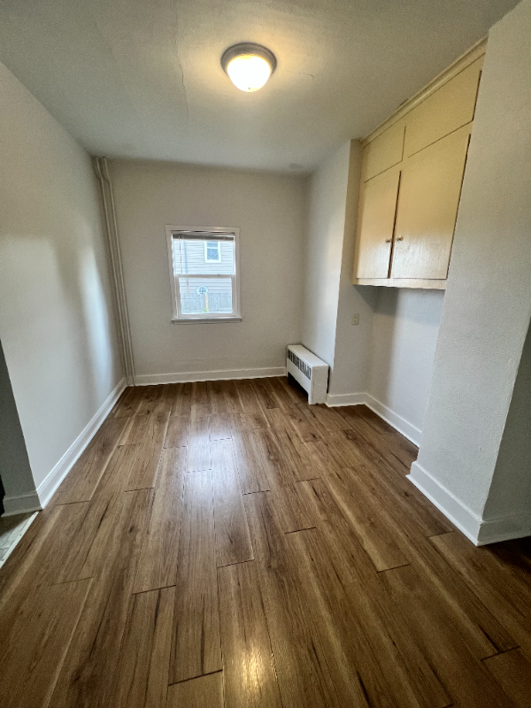 213 S Hubbard St #1 - Photo 7 of 15