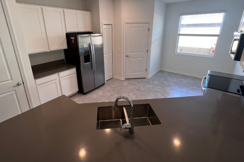 784 Daring Dr - Photo 5 of 17