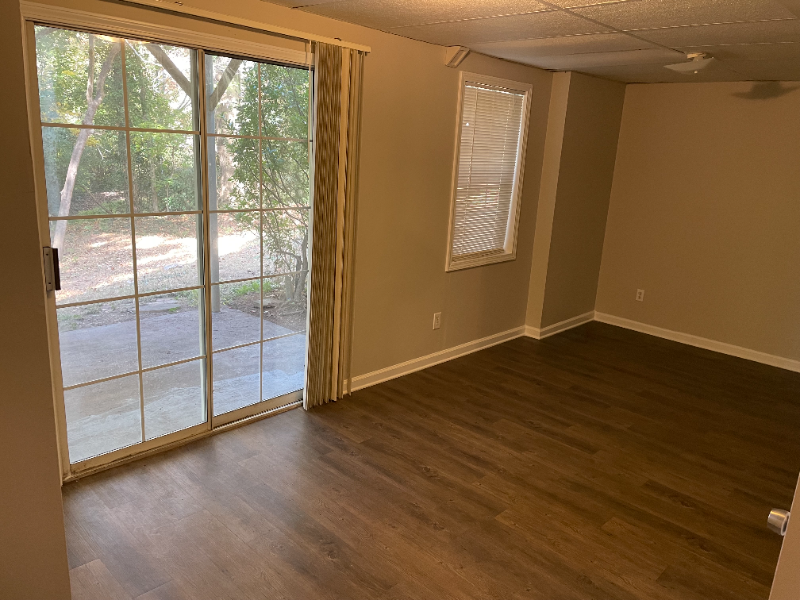 3230 Meadowlark Ln Nw - Photo 5 of 13