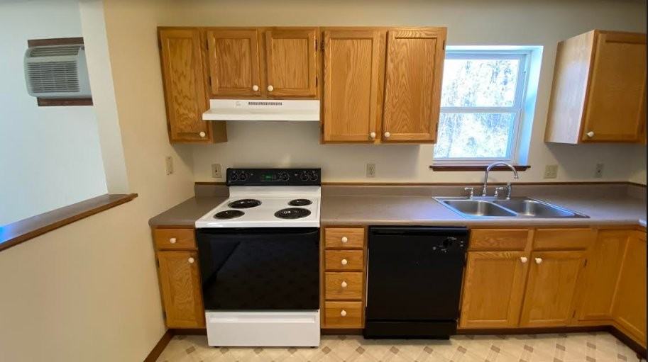1941 Western Ave #1008 - Photo 3 of 11