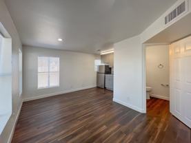 317 N 17th Dr #6 - Photo 1 of 1