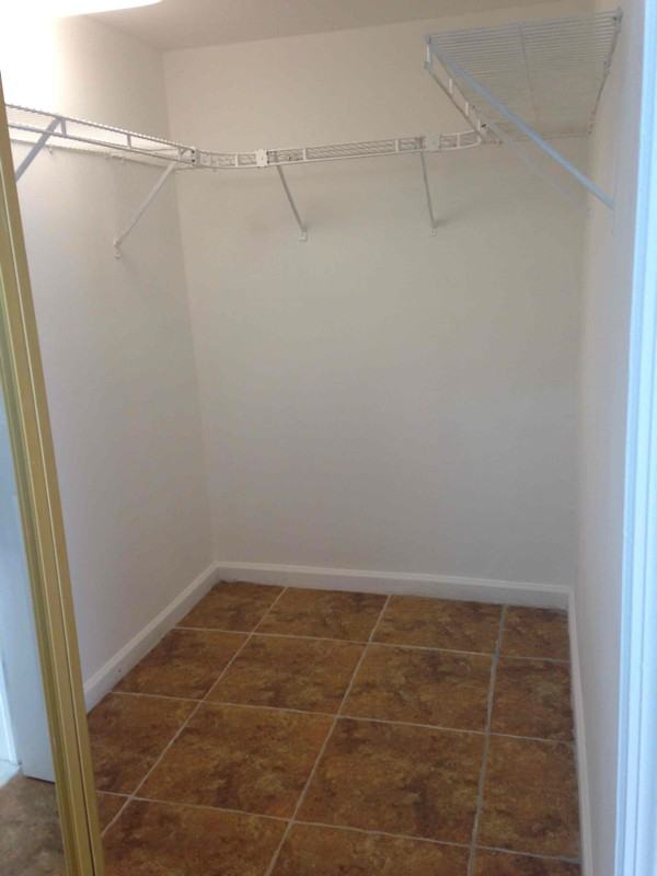 6610 Sw 46th St - Photo 3 of 8