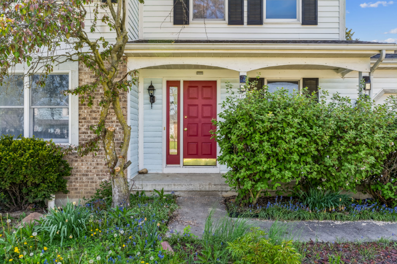 2357 Amy Dr - Photo 2 of 18