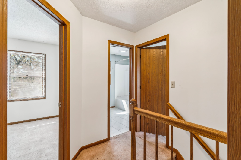 2357 Amy Dr - Photo 5 of 18