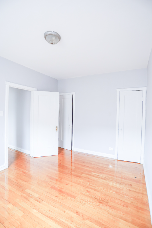 6956 N Ashland Blvd #2 - Photo 4 of 8