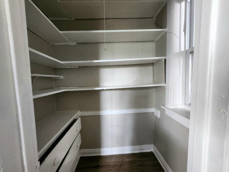 7848 S Burnham Ave #2N - Photo 3 of 11