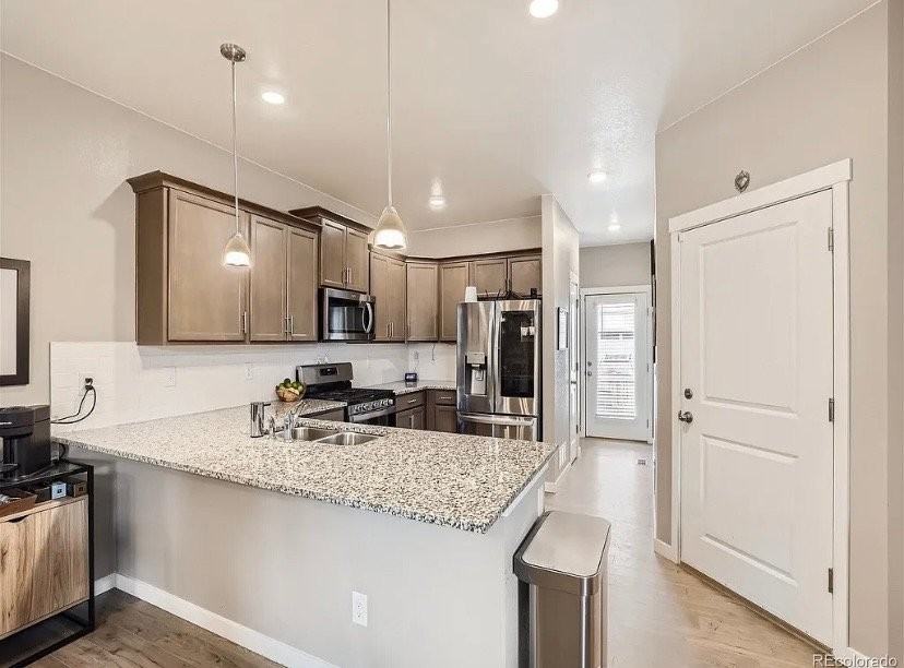 723 N Quatar St - Photo 4 of 11