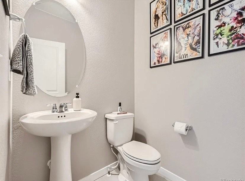 723 N Quatar St - Photo 5 of 11