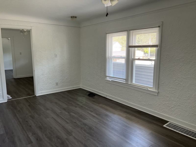 1300 Stewart St - Photo 4 of 11