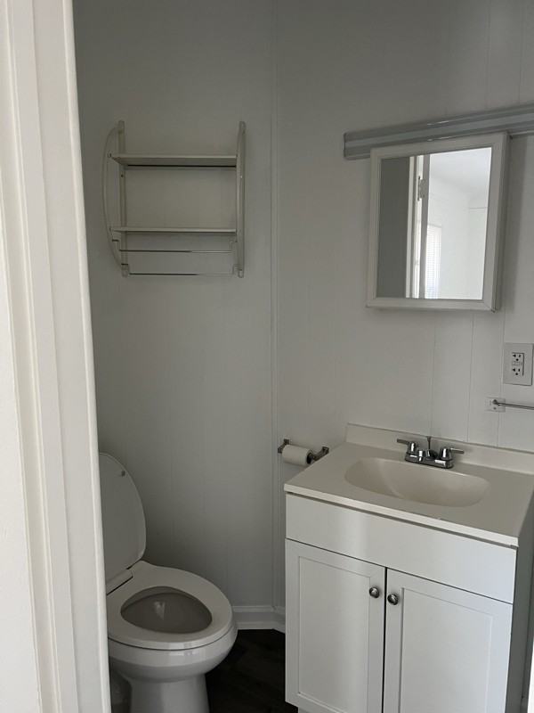 1300 Stewart St - Photo 6 of 11