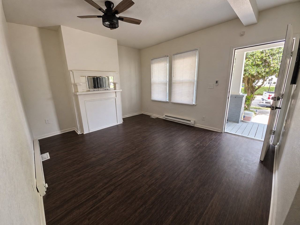 1521 Cary Ave #B - Photo 3 of 14